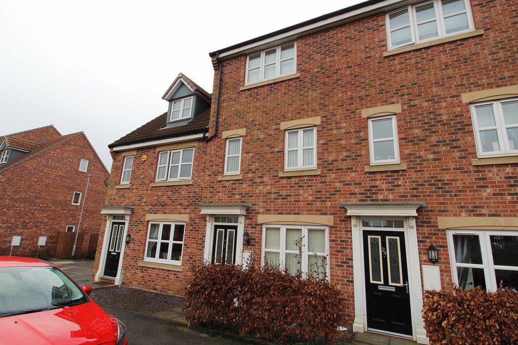3 bed Town House for rent in Lincs. From Martin & Co - Gainsborough