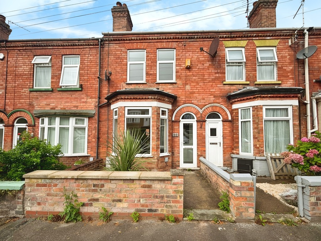 3 bed Mid Terraced House for rent in Gainsborough. From Martin & Co - Gainsborough