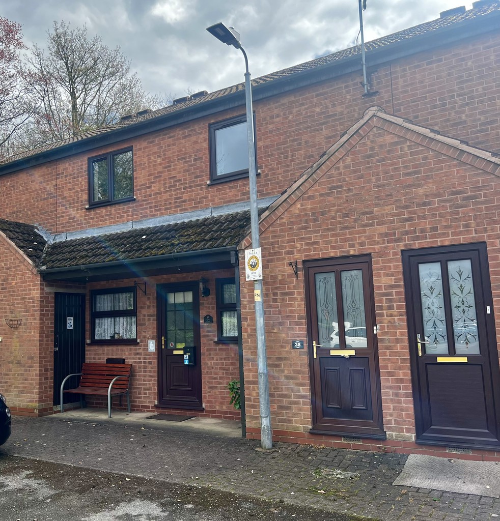 2 bed Apartment for rent in Gainsborough. From Martin & Co - Gainsborough