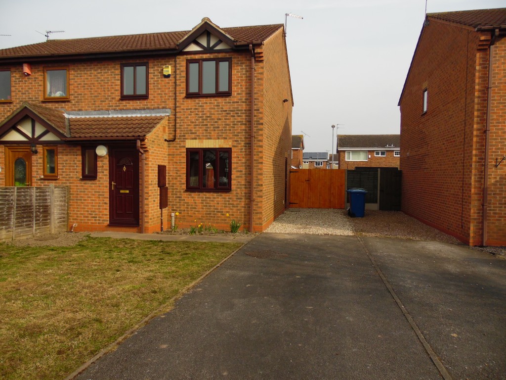 3 bed Semi Detached for rent in Lincs. From Martin & Co - Gainsborough 3 bed Semi Detached for rent in Lincs. From Martin & Co - Gainsborough
