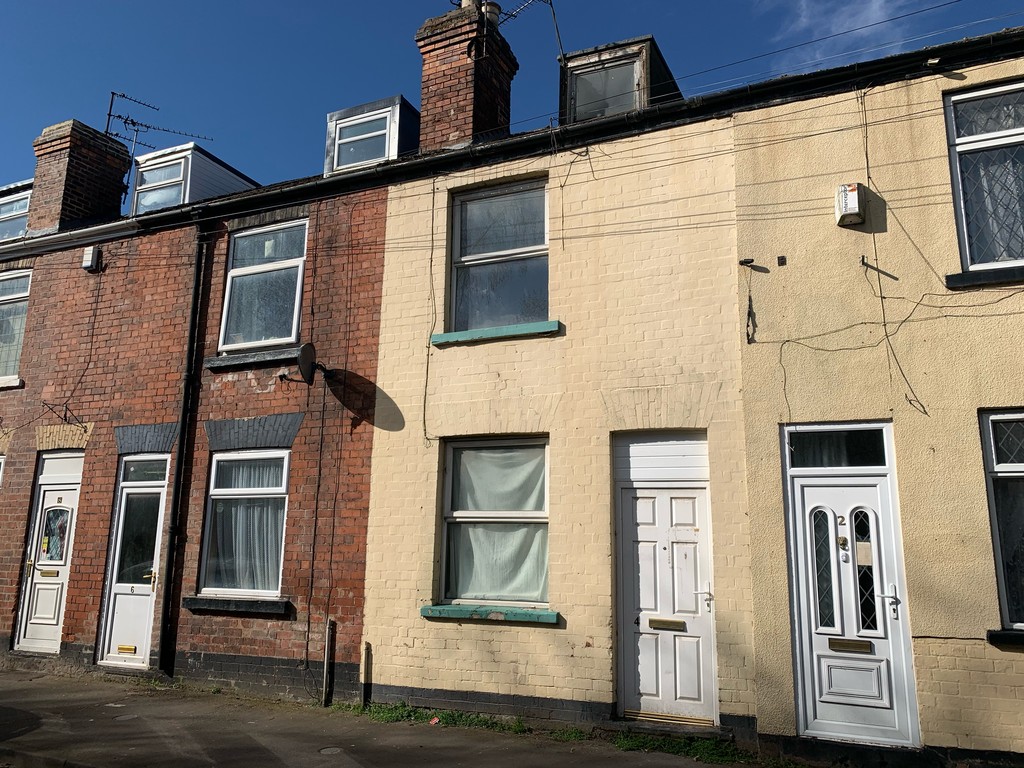 2 bed Mid Terraced House for rent in Gainsborough. From Martin & Co - Gainsborough