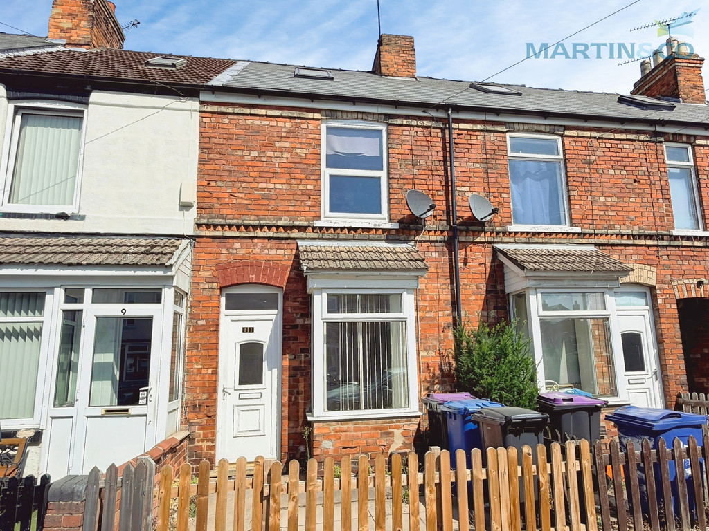 2 bed Mid Terraced House for rent in Lincs. From Martin & Co - Gainsborough
