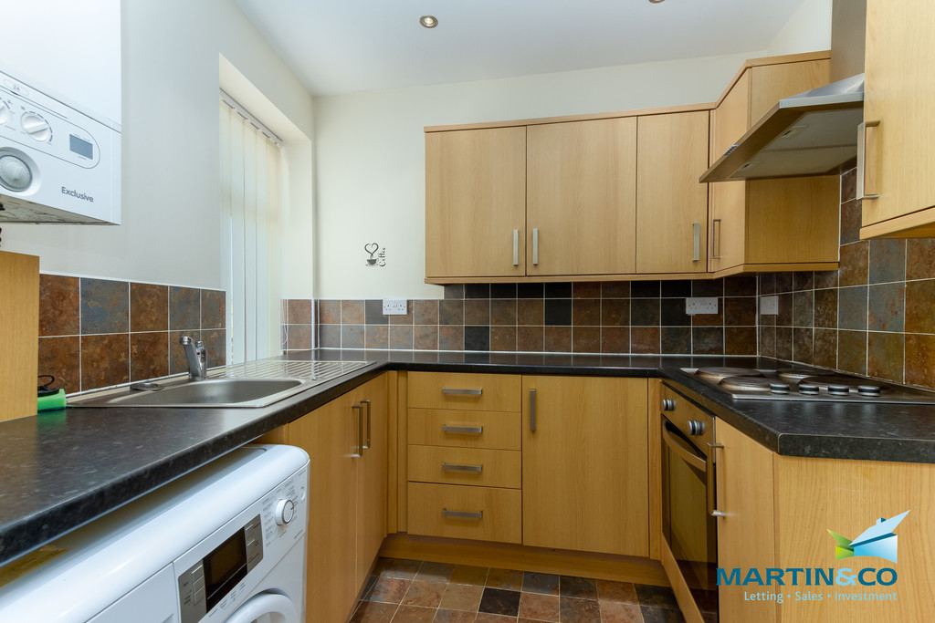 2 bed Apartment for rent in Blackpool. From Martin & Co - Blackpool