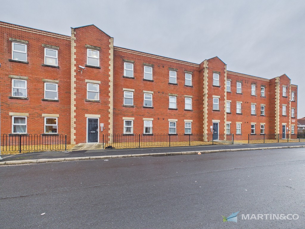 2 bed Apartment for rent in Blackpool. From Martin & Co - Blackpool