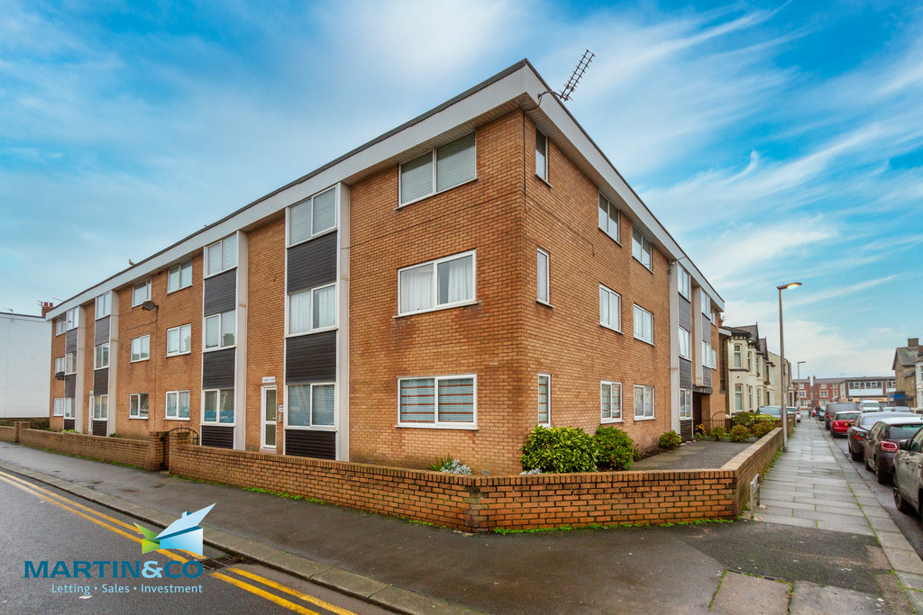 2 bed Apartment for rent in .. From Martin & Co - Blackpool