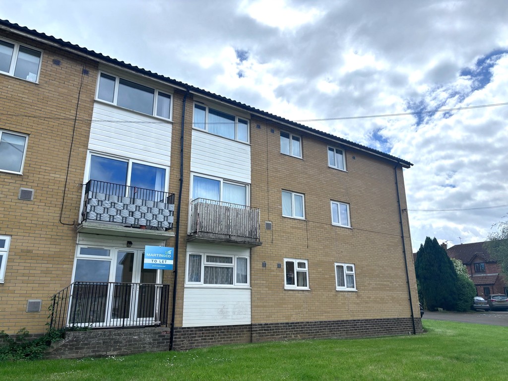 3 bed Ground Floor Flat for rent in Somerset. From Martin & Co - Yeovil