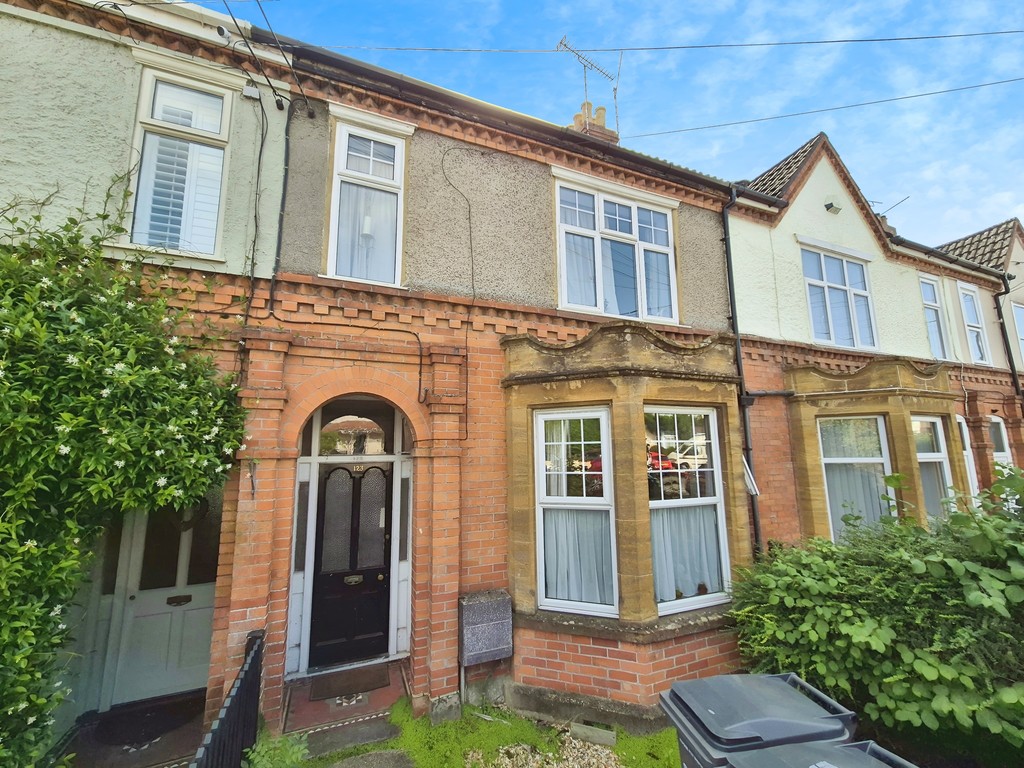 1 bed House Share for rent in Somerset. From Martin & Co - Yeovil