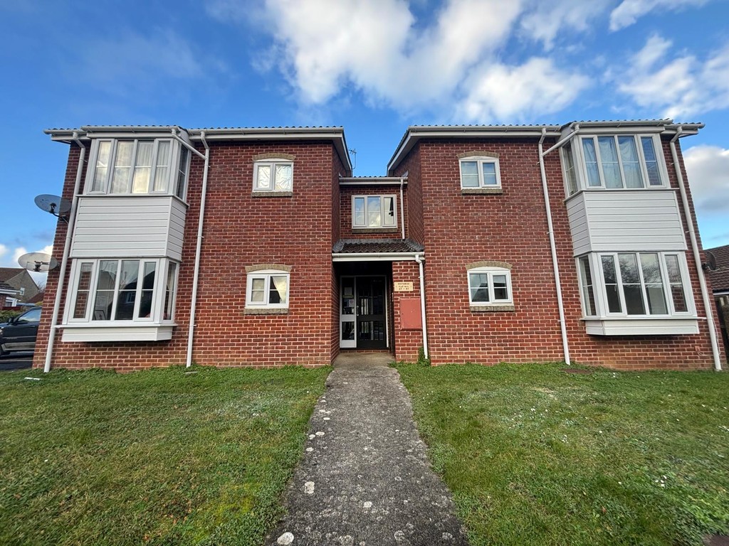1 bed 1st Floor Flat for rent in Somerset. From Martin & Co - Yeovil