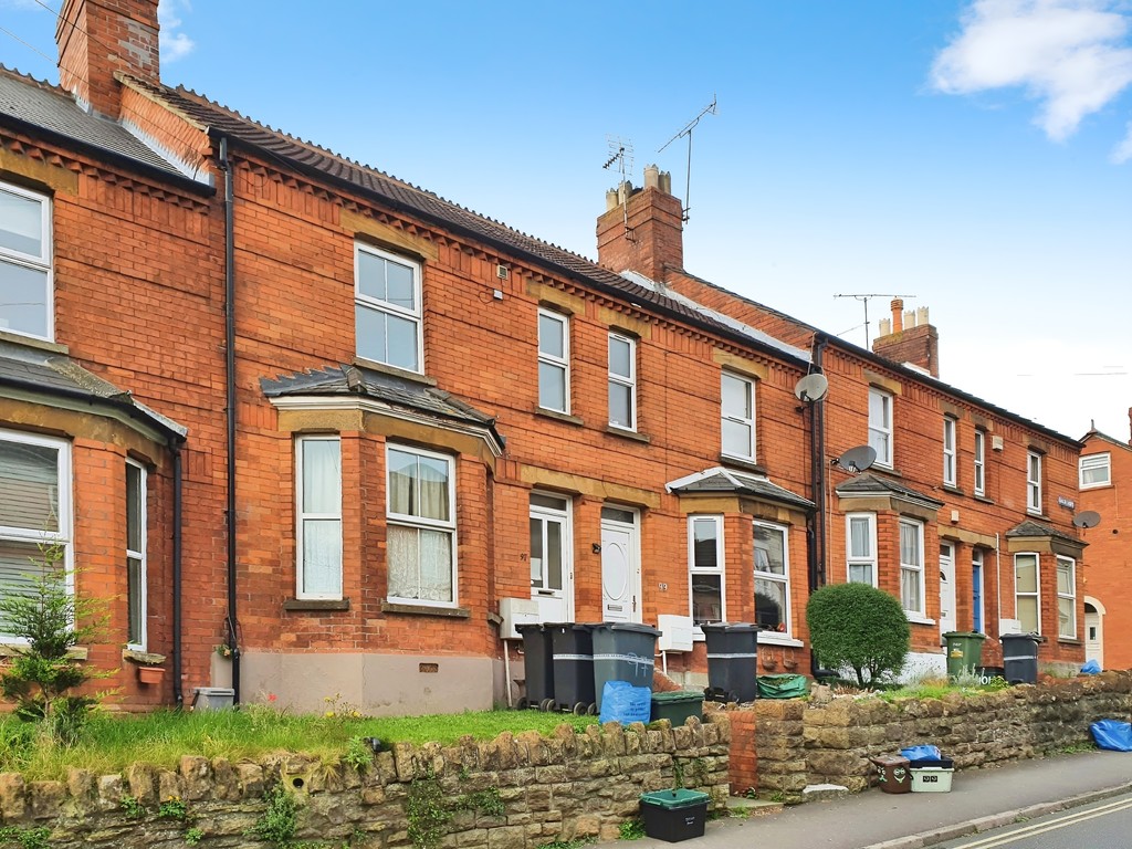 1 bed House Share for rent in Somerset. From Martin & Co - Yeovil