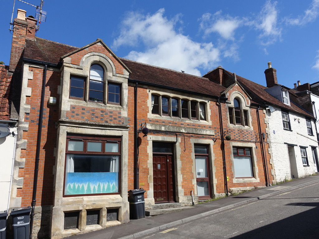 1 bed House Share for rent in Somerset. From Martin & Co - Yeovil