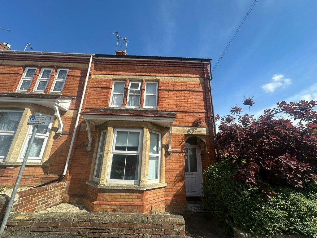 1 bed House Share for rent in Somerset. From Martin & Co - Yeovil