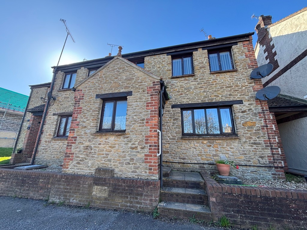 1 bed Apartment for rent in Stoford. From Martin & Co - Yeovil