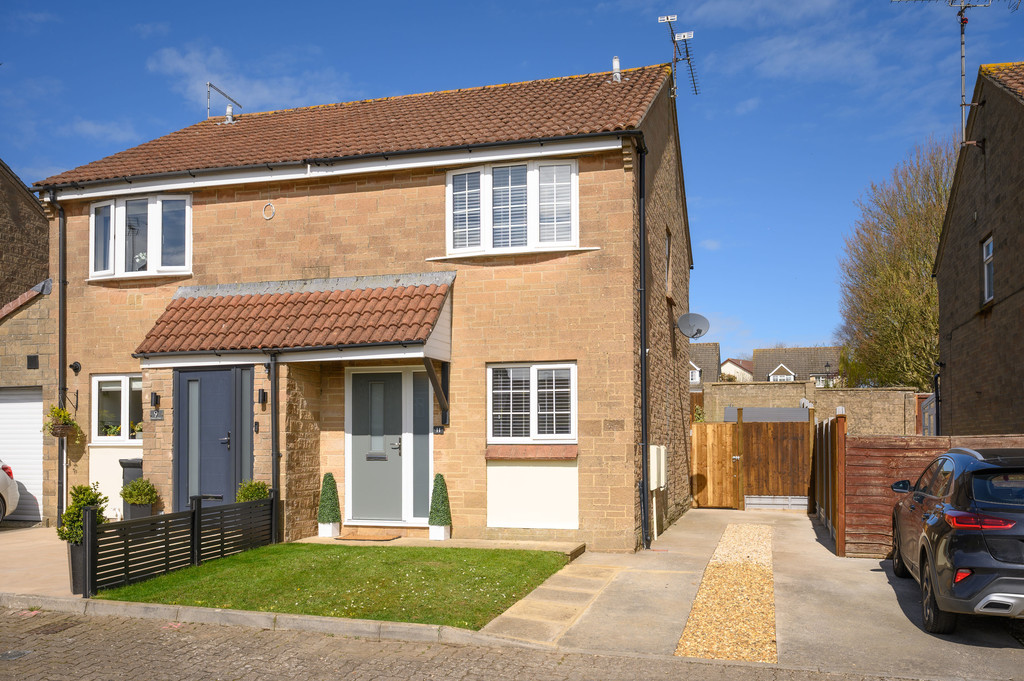 2 bed Semi Detached for rent in Somerset. From Martin & Co - Yeovil