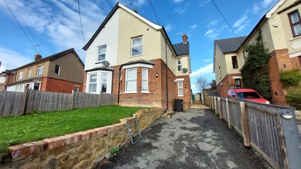 1 bed House Share for rent in Somerset. From Martin & Co - Yeovil