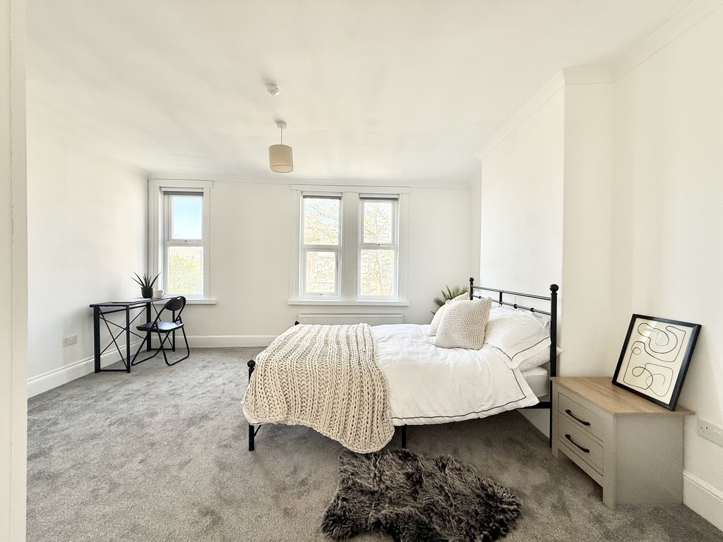 0 bed Mid Terraced House for rent in Yeovil Marsh. From Martin & Co - Yeovil