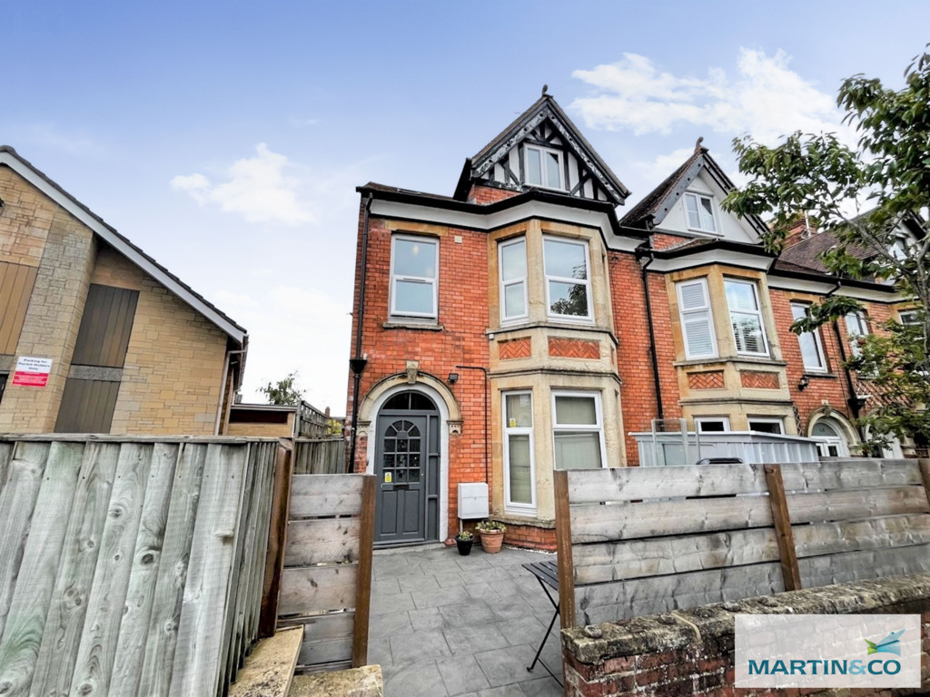 1 bed House Share for rent in Somerset. From Martin & Co - Yeovil