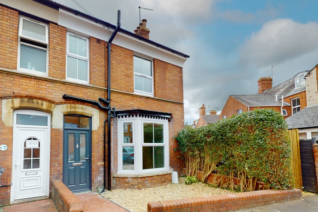 1 bed House Share for rent in Somerset. From Martin & Co - Yeovil