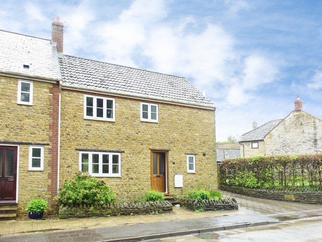 3 bed Semi Detached for rent in Somerset. From Martin & Co - Yeovil