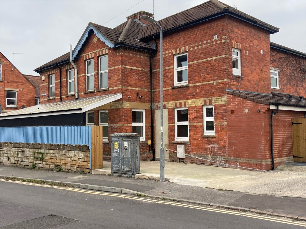 1 bed Ground Floor Flat for rent in Yeovil. From Martin & Co - Yeovil