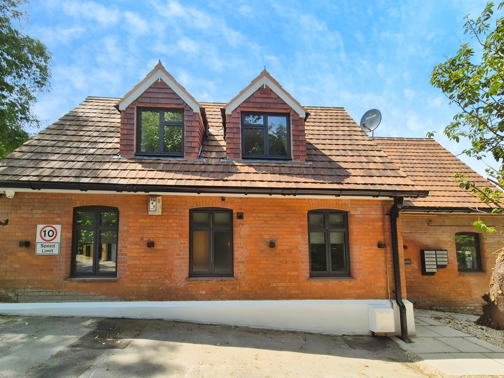 1 bed House Share for rent in Yeovil Marsh. From Martin & Co - Yeovil