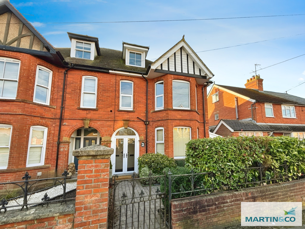 3 bed Annexe for rent in Sherborne. From Martin & Co - Yeovil 3 bed Annexe for rent in Sherborne. From Martin & Co - Yeovil