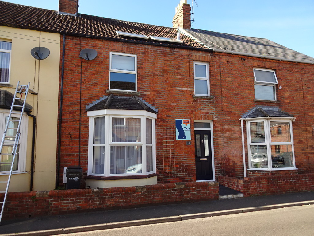 3 bed Mid Terraced House for rent in Mudford. From Martin & Co - Yeovil