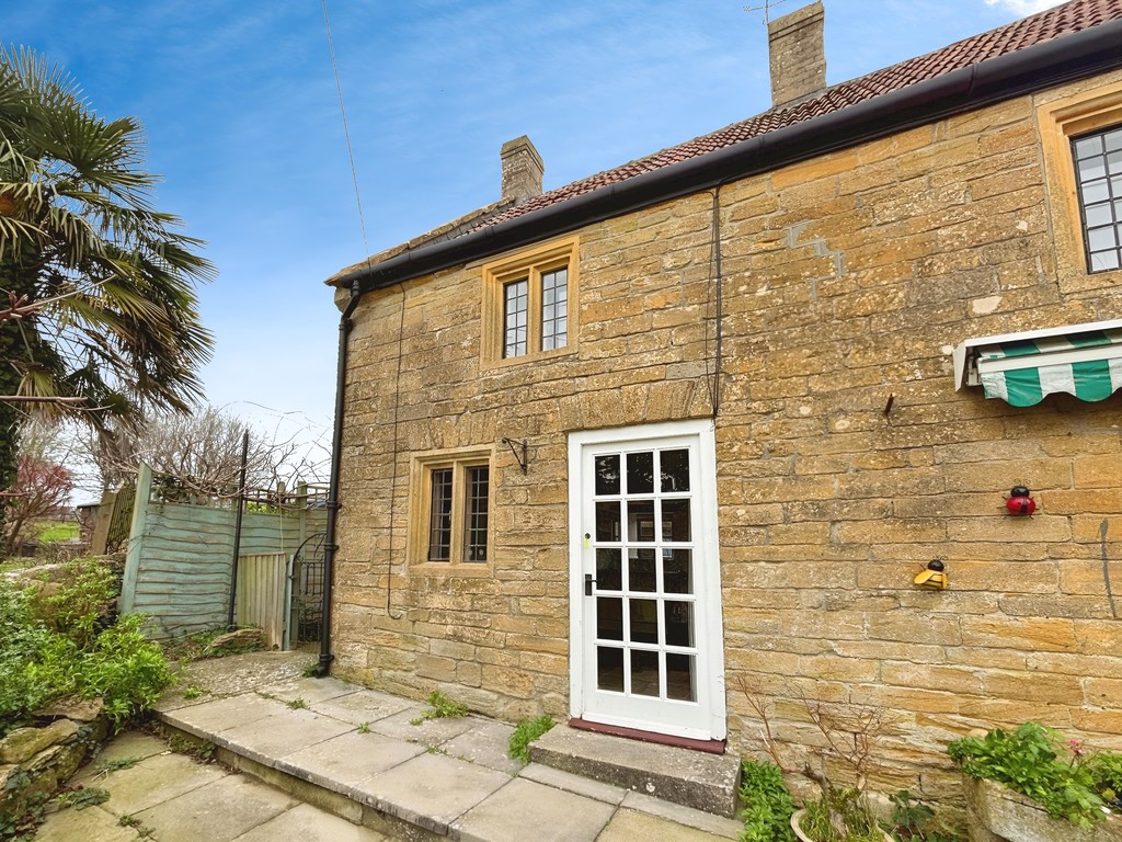 1 bed Cottage for rent in Somerset. From Martin & Co - Yeovil