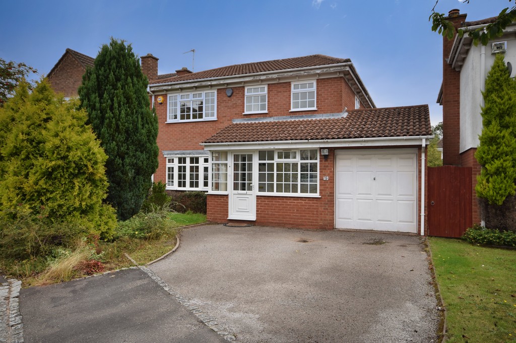 4 bed Detached for rent in West Midlands. From Martin & Co - Solihull 4 bed Detached for rent in West Midlands. From Martin & Co - Solihull
