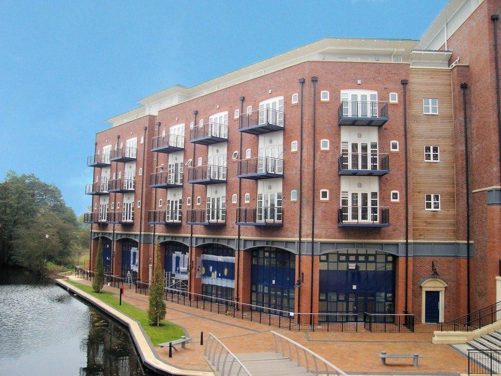 2 bed Apartment for rent in Solihull. From Martin & Co - Solihull