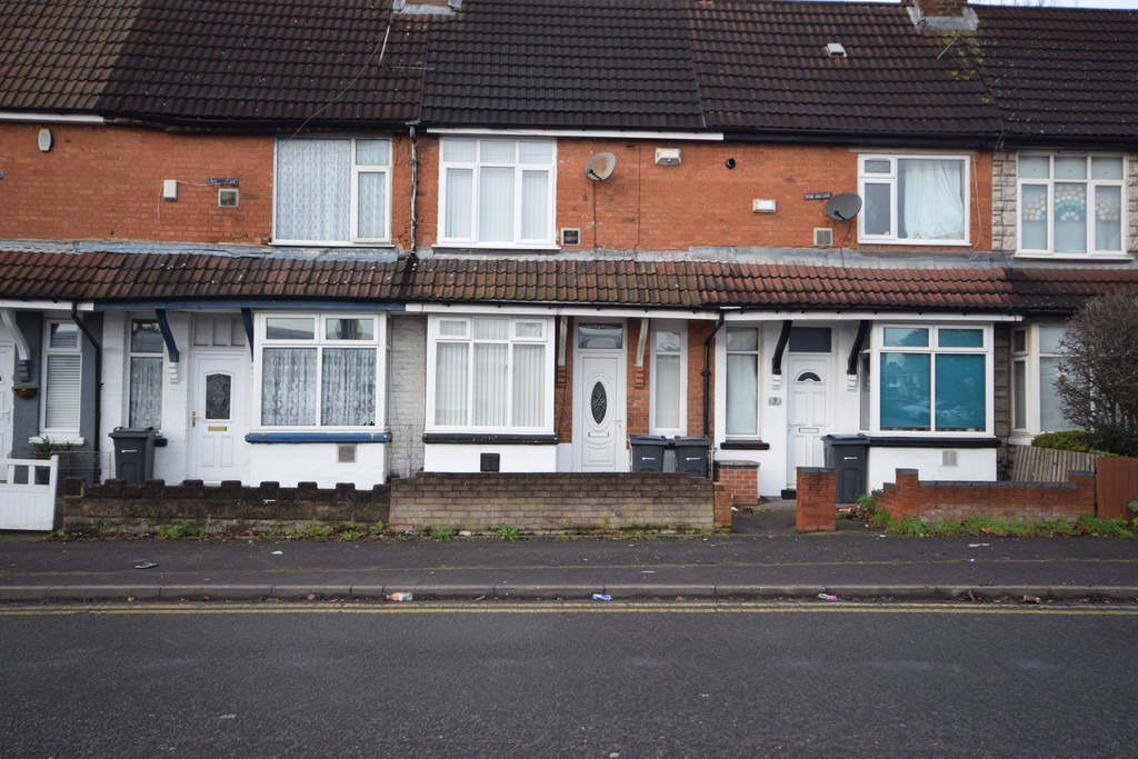 2 bed Mid Terraced House for rent in West Midlands. From Martin & Co - Solihull