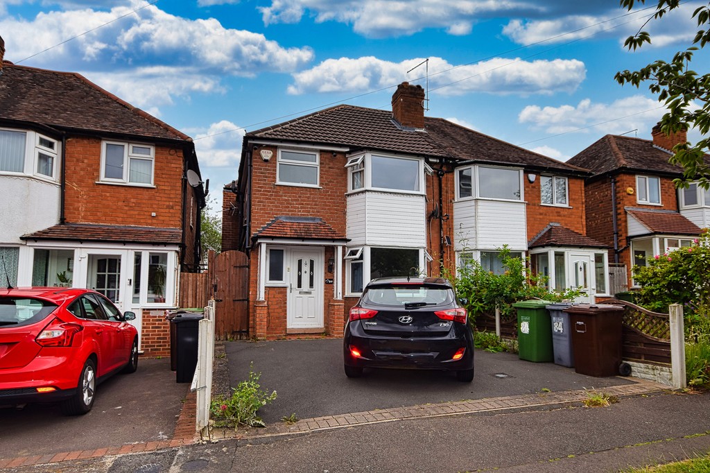 3 bed Semi Detached for rent in Major's Green. From Martin & Co - Solihull