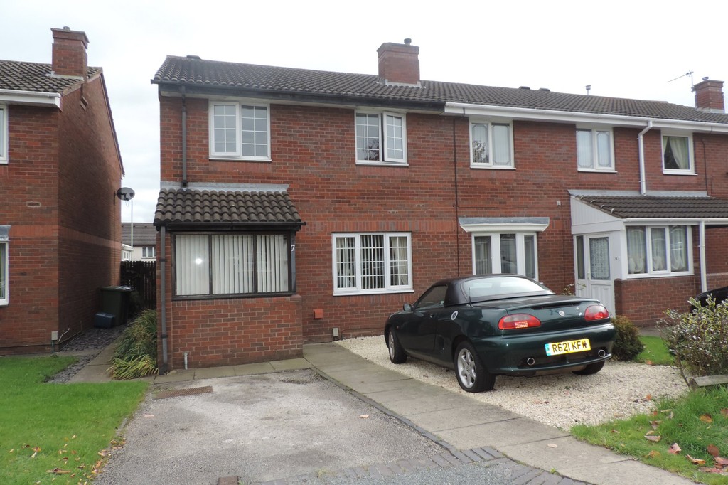 3 bed Town House for rent in .. From Martin & Co - Stafford 3 bed Town House for rent in .. From Martin & Co - Stafford