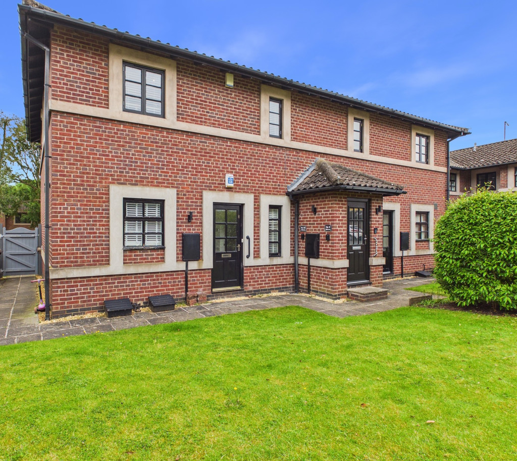 2 bed Ground Floor Flat for rent in Hanchurch. From Martin & Co - Stafford