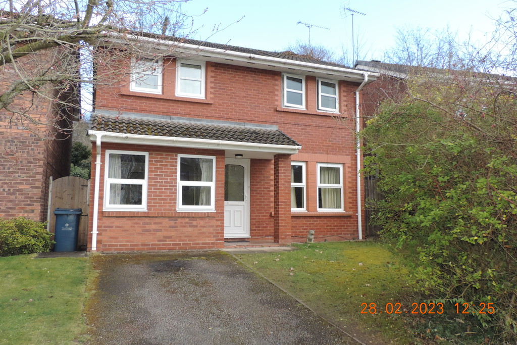 4 bed Detached for rent in Staffs. From Martin & Co - Stafford