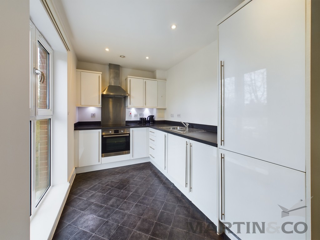 2 bed Flat for rent in Hertfordshire. From Martin & Co - St Albans
