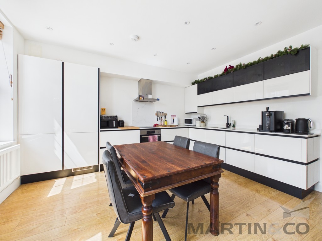 2 bed Apartment for rent in Hertfordshire. From Martin & Co - St Albans 2 bed Apartment for rent in Hertfordshire. From Martin & Co - St Albans