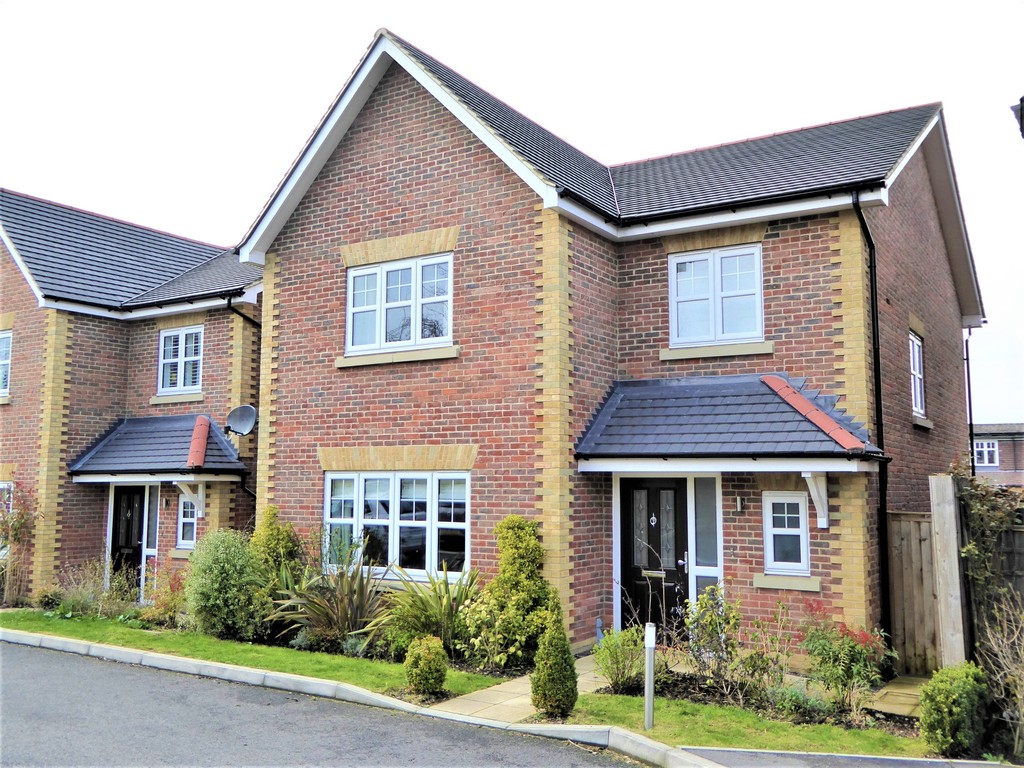 4 bed Detached for rent in St Albans. From Martin & Co - St Albans 4 bed Detached for rent in St Albans. From Martin & Co - St Albans