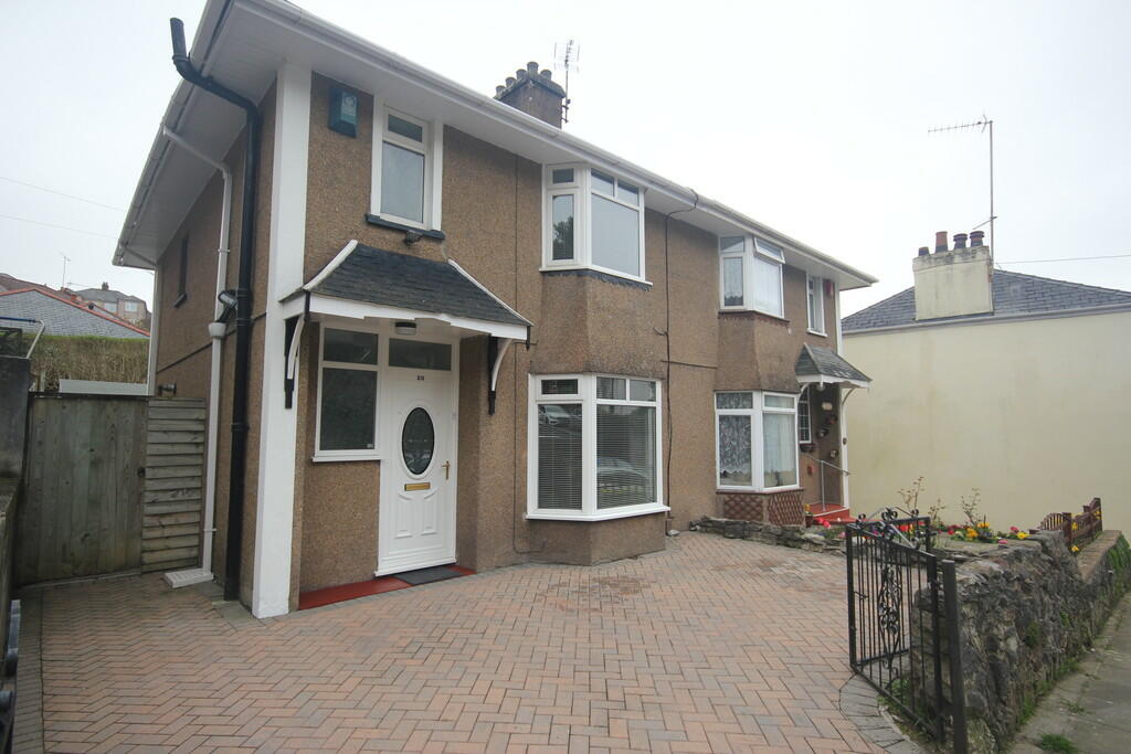 3 bed Semi-Detached House for rent in Plymouth. From Martin & Co - Plymouth 