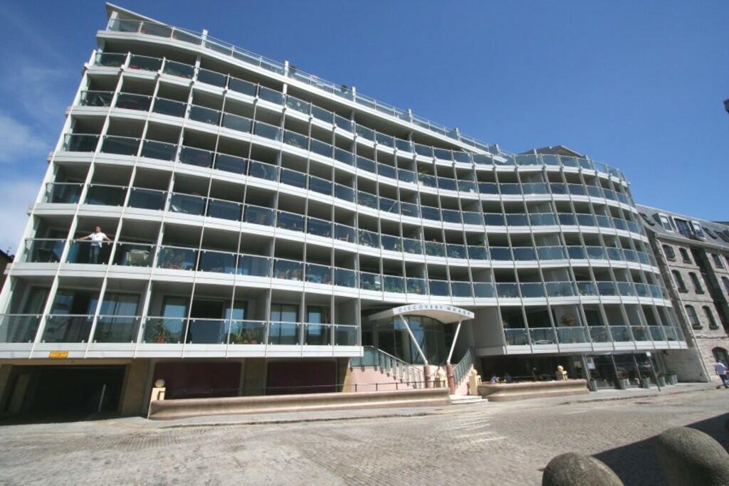2 bed Apartment for rent in Plymouth. From Martin & Co - Plymouth 