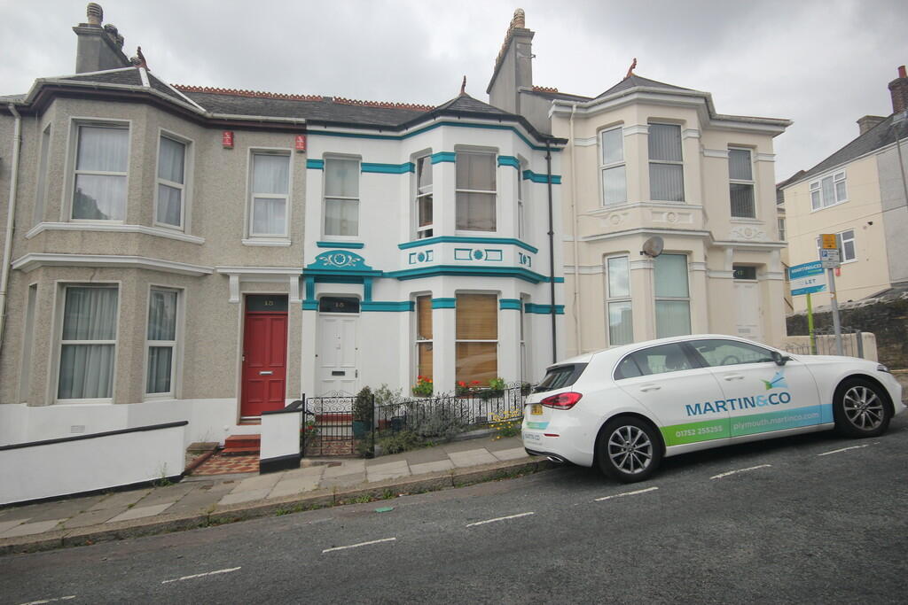 5 bed End Terraced House for rent in Plymouth. From Martin & Co - Plymouth
