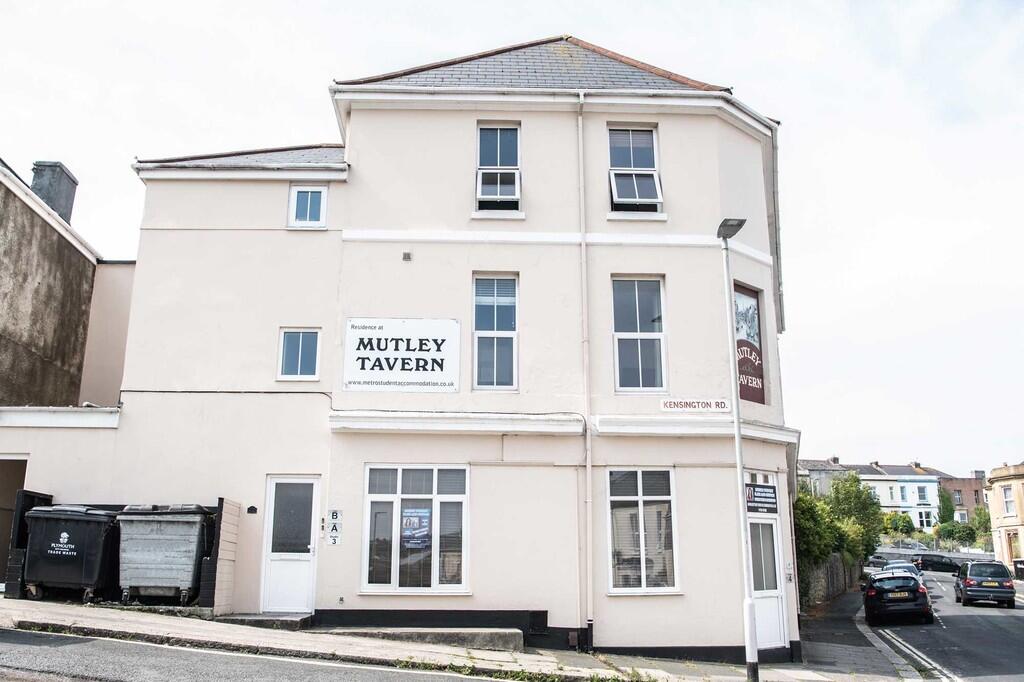 5 bed House Share for rent in Plymouth. From Martin & Co - Plymouth