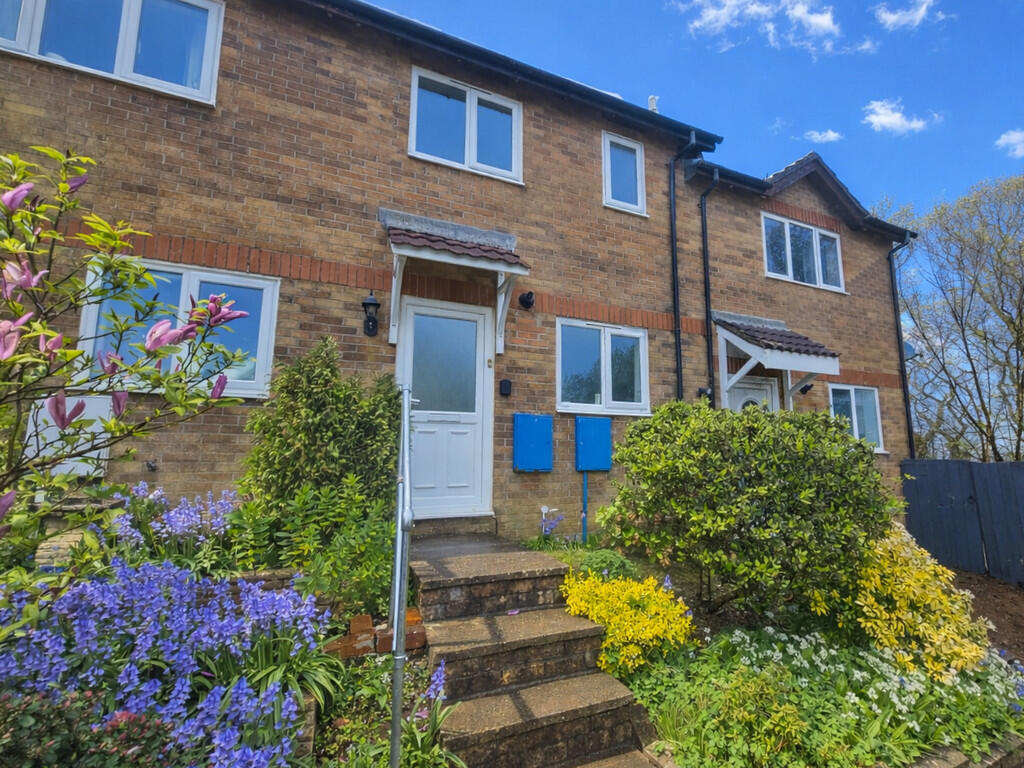 2 bed Mid Terraced House for rent in Bickleigh. From Martin & Co - Plymouth