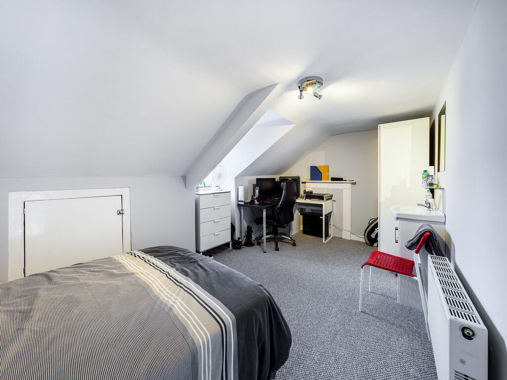 0 bed House Share for rent in Plymouth. From Martin & Co - Plymouth