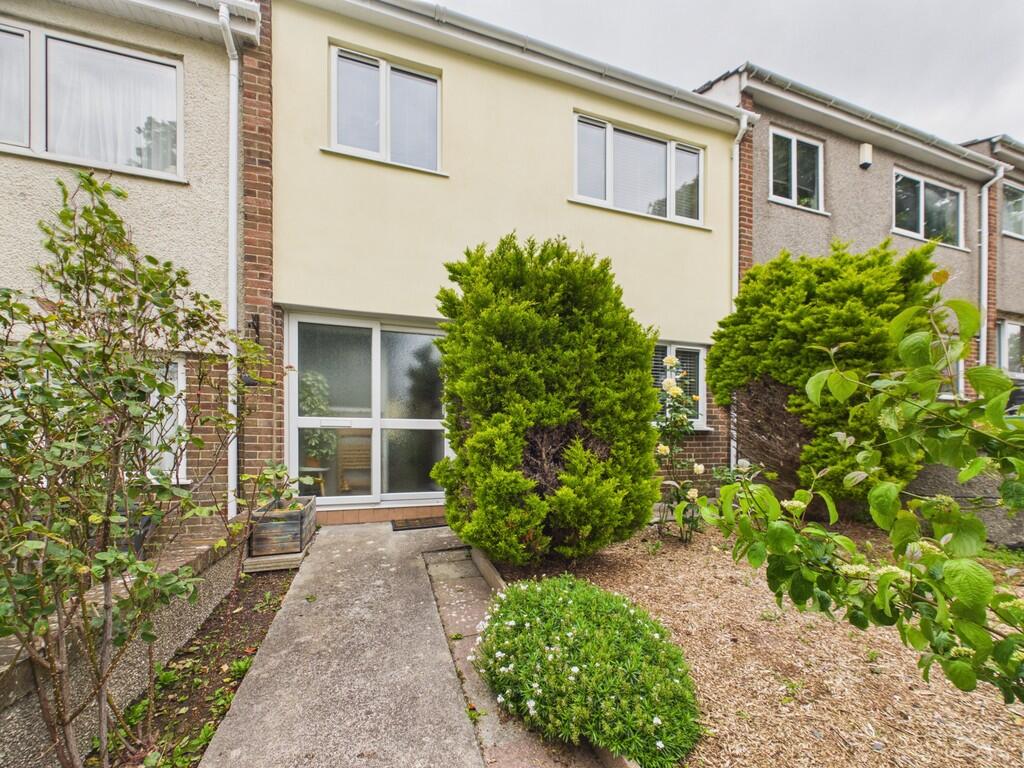 3 bed Mid Terraced House for rent in Torpoint. From Martin & Co - Plymouth