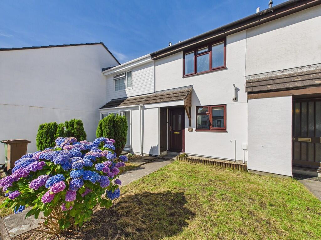 2 bed Mid Terraced House for rent in Plymouth. From Martin & Co - Plymouth 2 bed Mid Terraced House for rent in Plymouth. From Martin & Co - Plymouth