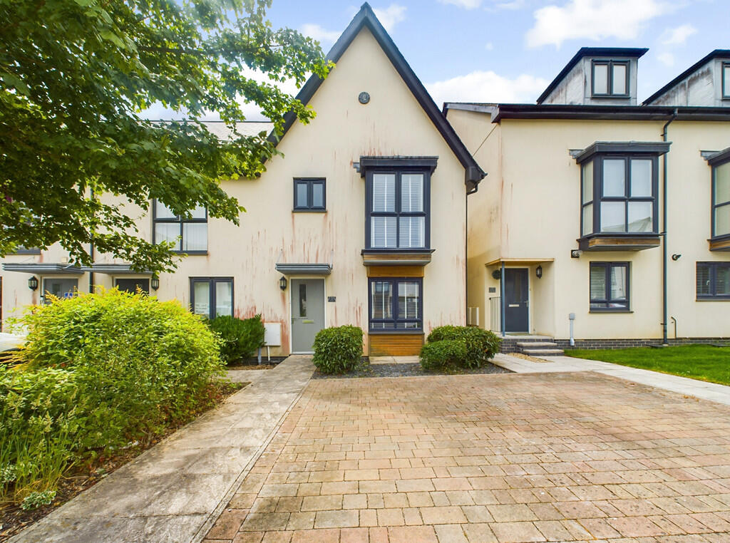 3 bed Semi Detached for rent in Bickleigh. From Martin & Co - Plymouth