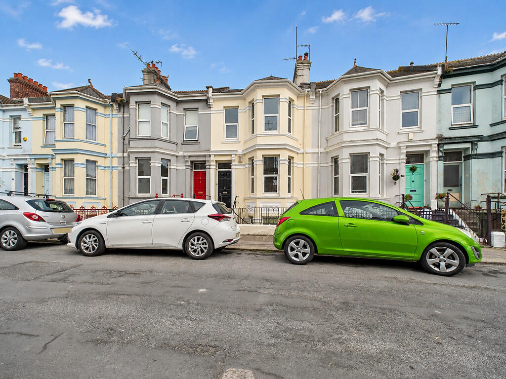 3 bed Annexe for rent in Plymouth. From Martin & Co - Plymouth