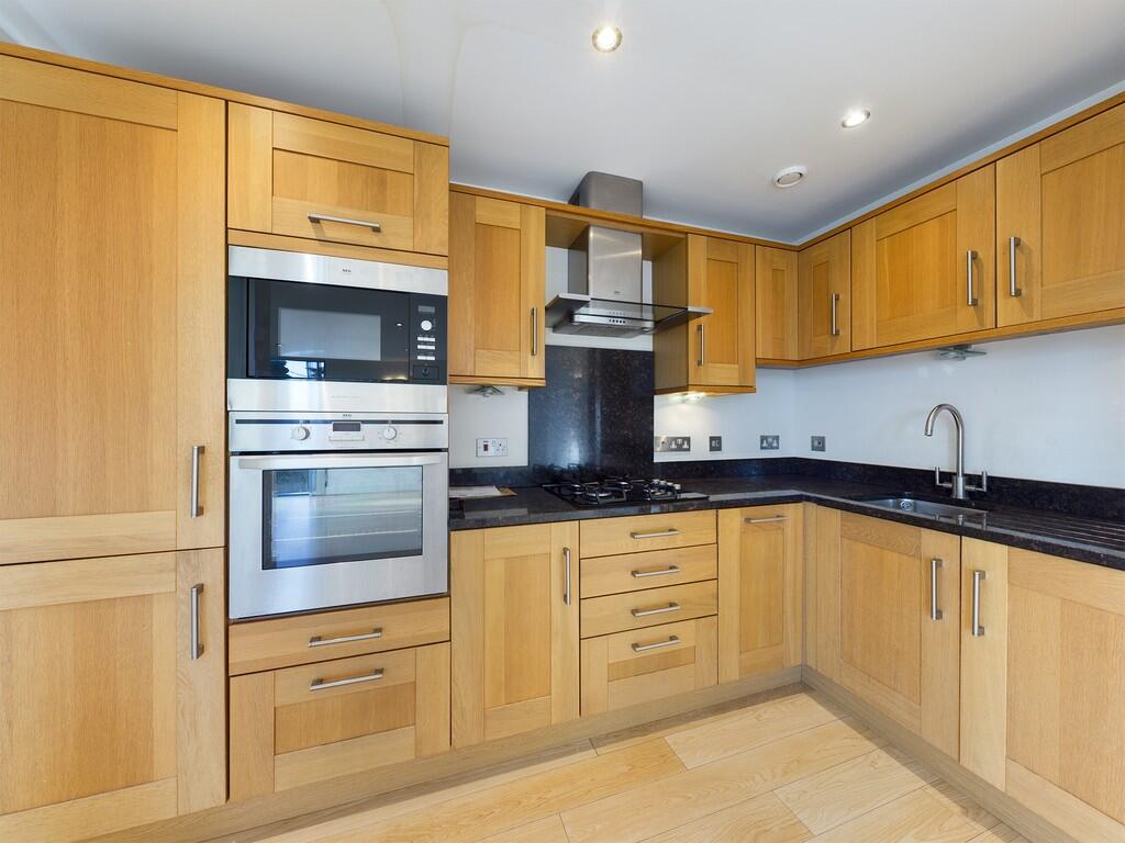 2 bed Apartment for rent in Bickleigh. From Martin & Co - Plymouth