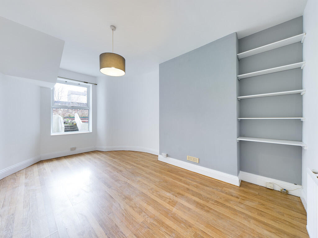 1 bed Apartment for rent in Plymouth. From Martin & Co - Plymouth 1 bed Apartment for rent in Plymouth. From Martin & Co - Plymouth