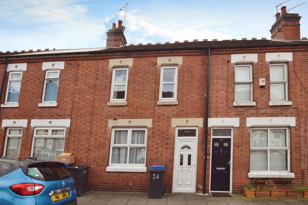 2 bed Mid Terraced House for rent in Leicestershire. From Martin & Co - Hinckley